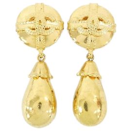 Boucles d'oreilles à clip dorées Chanel Doré