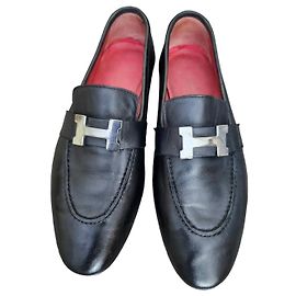 Mocasines de cuero negro Hermès con hebilla 'H' Negro