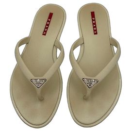 Prada Sport Beige Flip Flops Logo Plaque Sandalen Größe 37 Beige