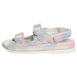 Chanel Sandálias acolchoadas pastel Multicolour Cruise 2022 - tamanho EU 37.5 Multicor
