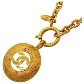 Collana Chanel placcata oro D'oro