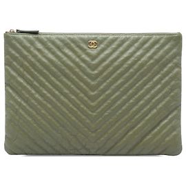 Chanel Green Large CC Chevron Calfskin O Case Clutch Green Olive green