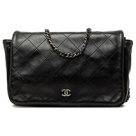 Chanel Black CC gestepptes Lammleder Wallet on Chain Schwarz