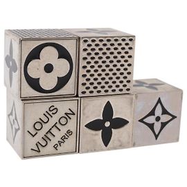 LOUIS VUITTON LV Cube Game metal Silver M99454 LV Auth 190676 Silvery