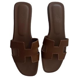 Hermès Oran Leather Sandals Brown 40.5 Brown