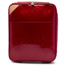 Louis Vuitton Rouge Monogram Vernis Pegase 45 Rouge