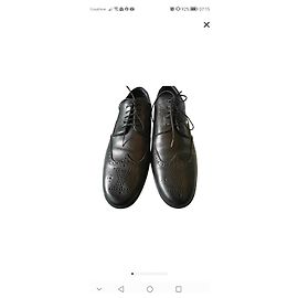 Louis Vuitton Scarpe Stringate Brogue in Pelle Nera Nero