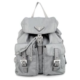 Pequena bolsa Prada em nylon cinza e couro Saffiano Marrom