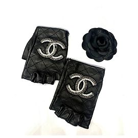 Chanel Quilted Lambskin CC Fingerless Gloves - Black Pre-owned Other