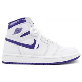 Autre Marque Baskets Nike Air Jordan 1 High Blanc Autre