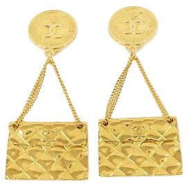 Boucles d'oreilles à clip dorées Chanel 01132 Doré