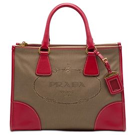 Bolsa satchel Prada em lona Canapa marrom com acabamento em Saffiano e duplo zíper com logotipo Marrom Castanho claro