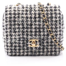 Borsa a Spalla Chanel Matelassé Houndstooth Nero Bianco