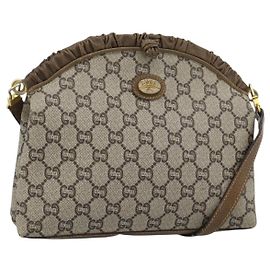 Bolsa de Ombro GUCCI GG Plus Supreme PVC Bege Ouro Auth gh2149 Bege Dourado