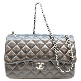 Borsa a tracolla Chanel Lambskin Double Flap Marrone