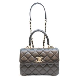Bolsa de ombro mini Chanel Lambskin Trendy CC Preto