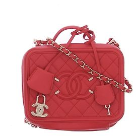Chanel Vanity Bag en cuir rouge Rouge