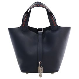 Hermès Blue Epsom Tressage Picotin Lock 18 Bleu Bleu Marine