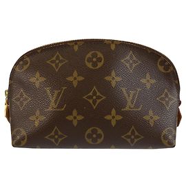 Louis Vuitton Monogram Pochette Cosmetic PM Castaño Monograma