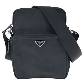 Borsa a tracolla Prada Nylon Tessuto Triangle Logo Nero