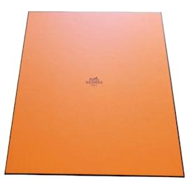 Caja de almacenamiento Hermès Naranja Modelo 1497 para Birkin 25 Naranja