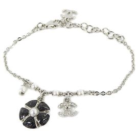 Bracciale con Charm Chanel ABG891 Nero Argento Bianco