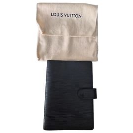 Louis Vuitton Agenda PM Epi Leather Black Black