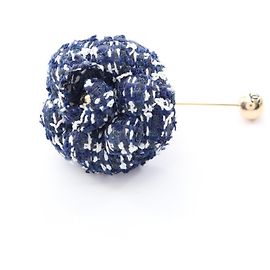 Chanel Camellia Brosche Weiß Blau Marineblau