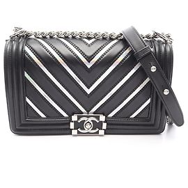Borsa a tracolla Chanel Boy Chevron V-Stitch Hologram Nero