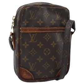 LOUIS VUITTON Bolsa de Ombro Monogram Danube M45266 LV Auth BA14155 Monograma