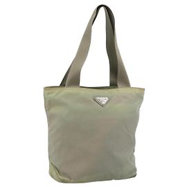 Sac cabas PRADA en nylon vert Auth 194568 Vert