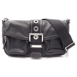 Bolsa de Ombro Prada CALF POCKET Preto