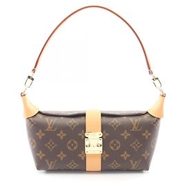 Bolso Louis Vuitton Pochette Mia Castaño Monograma