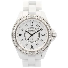 Reloj para mujer Chanel J12 con bisel de diamantes Otro