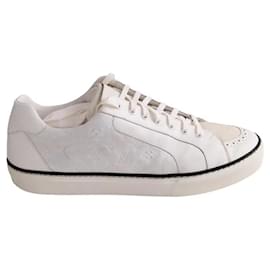 Louis Vuitton Baskets basses blanches Blanc