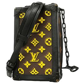 Borsa a tracolla Louis Vuitton Monogram Tuftage Vertical Soft Trunk Giallo