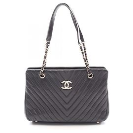 Chanel V-stitch Chevron Tote Bag Black