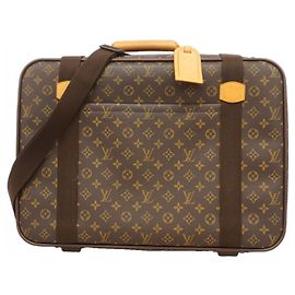 Bolsa Louis Vuitton Monogram Satellite 53 Marrom