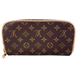 Necessaire Louis Vuitton em Toile Monogram e Couro Marrom Marrom