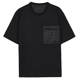 Prada Camiseta de algodón con bolsillo Negro