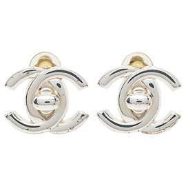 Orecchini vintage Chanel Coco Mark Turnlock Argento