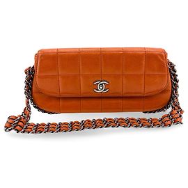 Chanel East West Flap em couro medium Laranja