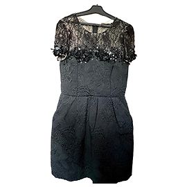 Robe Elisabetta Franchi or et noir en dentelle ornée de sequins Noir