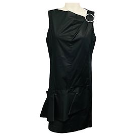 Schwarzes Rüschenkleid von 3.1 Phillip Lim mit gerafftem Ring Schwarz