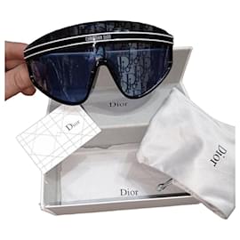 Dior sunglasses Black
