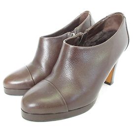 Autre Marque Botas curtas de shearling Bruno Magli Marrom