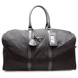 Borsa Boston in nylon Prada V20 Nero