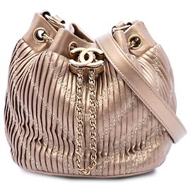 Borsa a secchiello Chanel Gold Small Metallic Lambskin Coco Pleats Drawstring D'oro