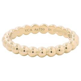 Anillo Perlee de oro y perla en oro amarillo de 18K de Van Cleef & Arpels Otro