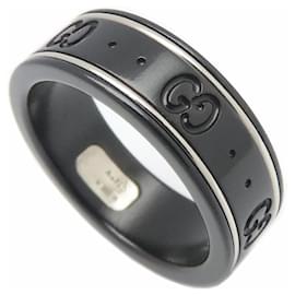 Anello Gucci Icon in oro bianco e corindone nero Nero Bianco